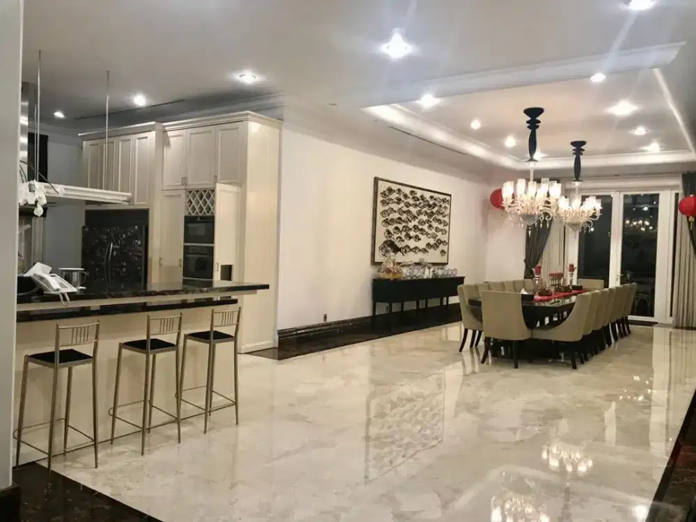 Rumah mewah eksklusif di Puri Sakti Cipete - Jakarta Selatan