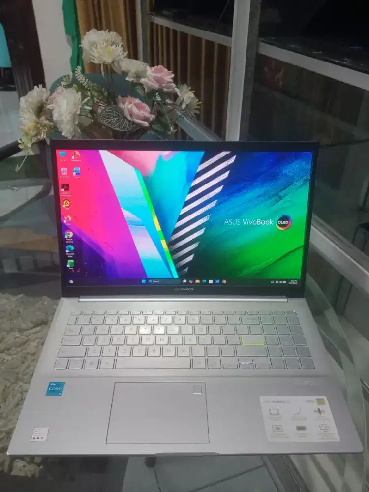 Laptop Asus Vivobook K513E layar Oled Core i3 gen 11 Ssd 512
