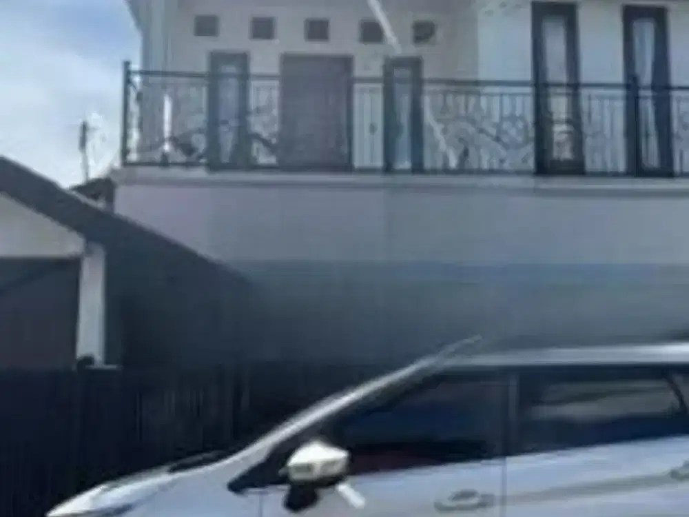 Dijual via lelang Rumah mewah 2 lantai di Komplek BRI Cisalak, Depok