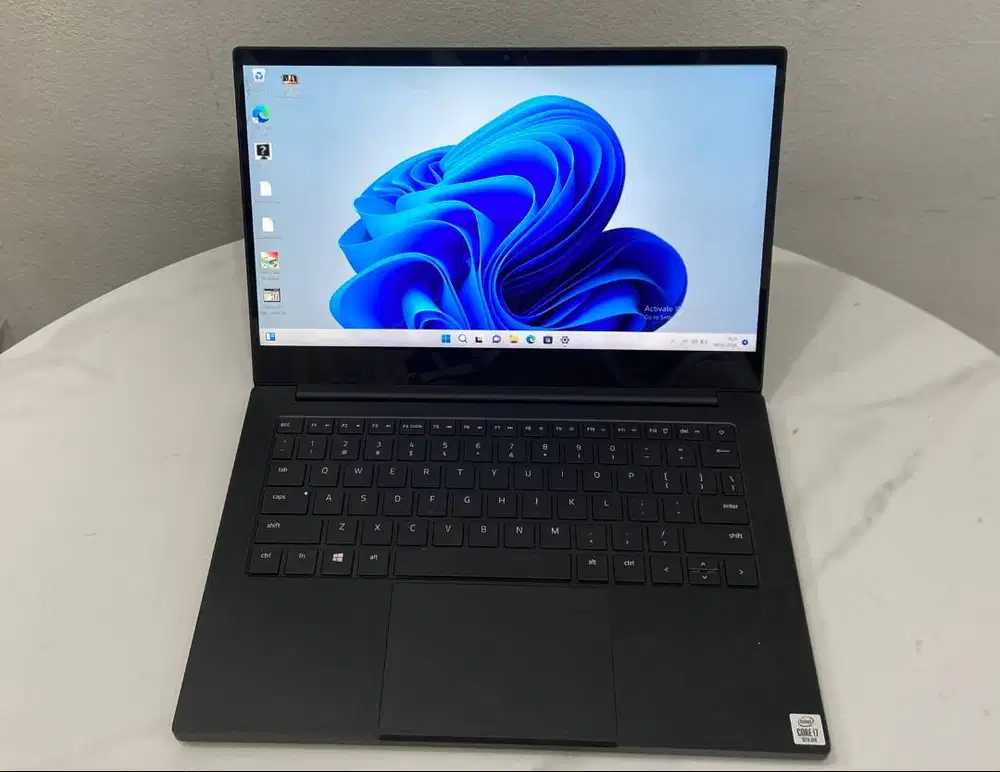 Laptop RAZER  BLADE STEALTH 13 2020 Core i7-1065G7 Ram 16GB N-EC