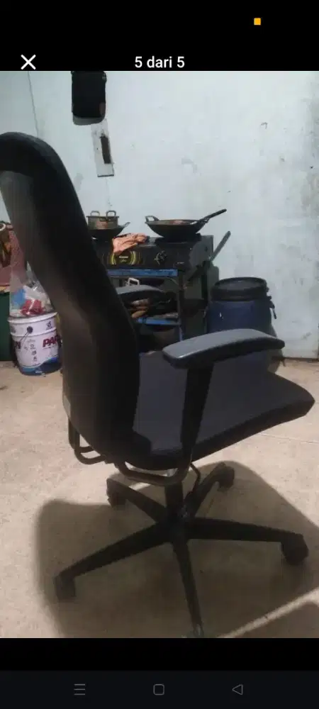 Jual kursi dereksi ex Kantor reyde 60 unit