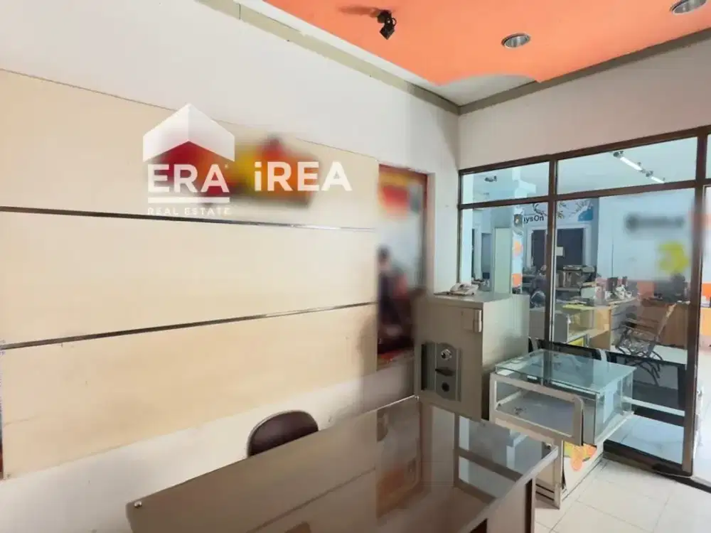 DIJUAL RUMAH DAN RUANG USAHA DI MANGKUBUMEN BANJARSARI SURAKARTA