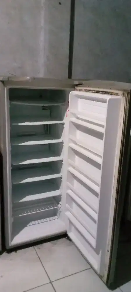Freezer 6 pintu