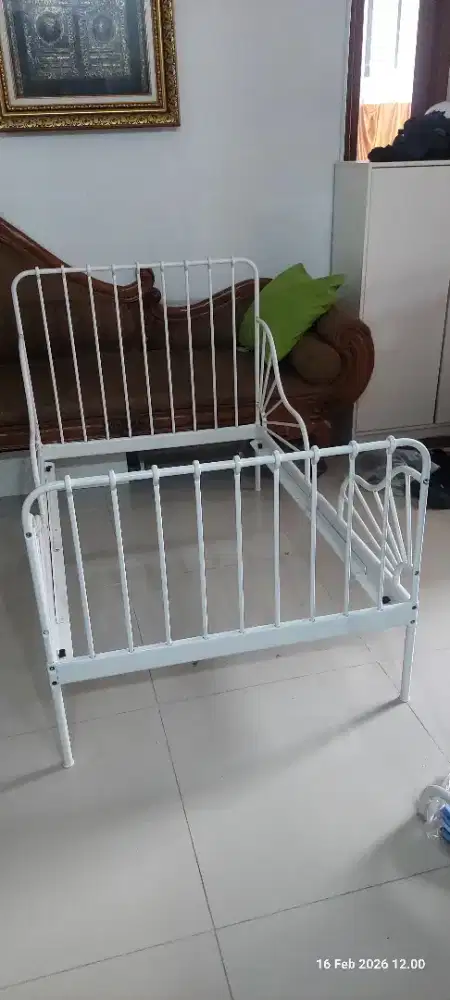 Ranjang tempat tidur anak bahan besi
