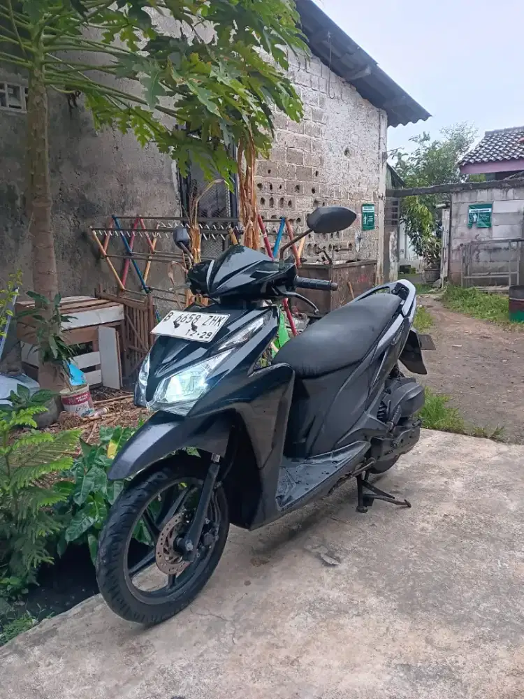 Vario 125 kzr 2014 lengkap halus