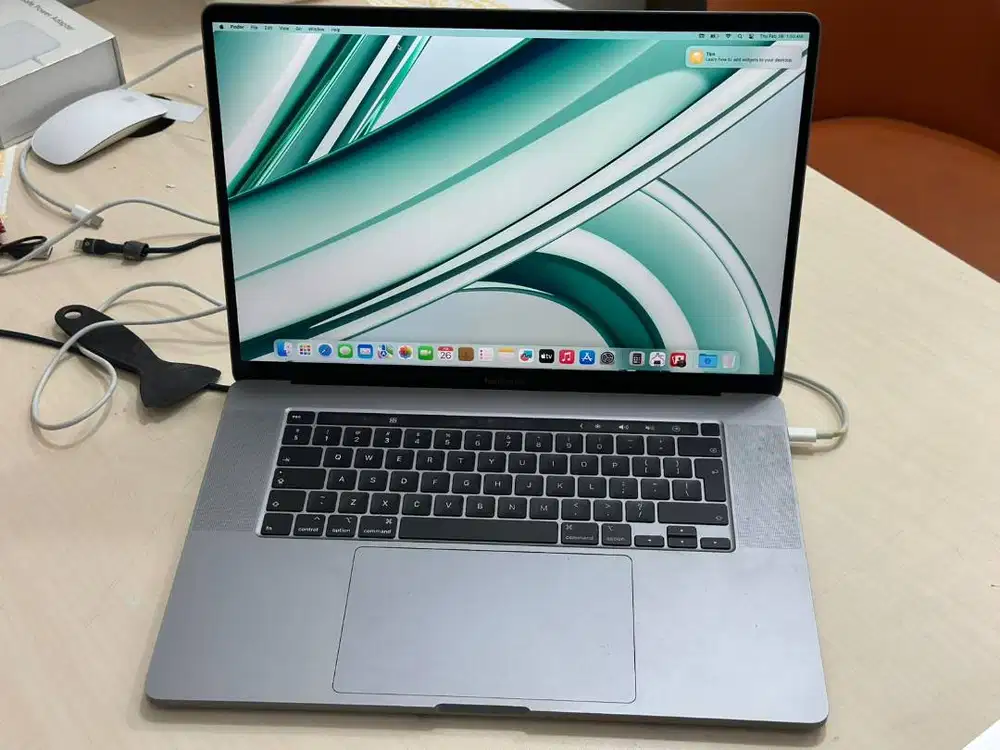 Apple Macbook Pro Touchbar 2020 Core i9 Ram 32GB 16inch 3K N-EC