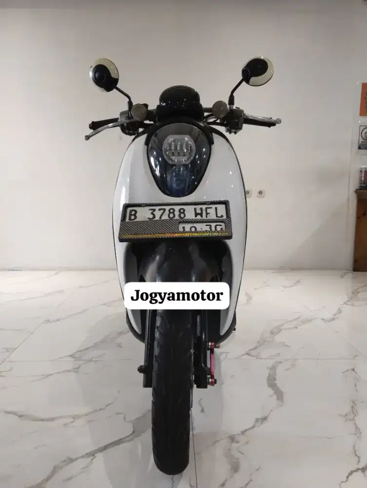 S  Honda Scoopy karbu tahun 2011