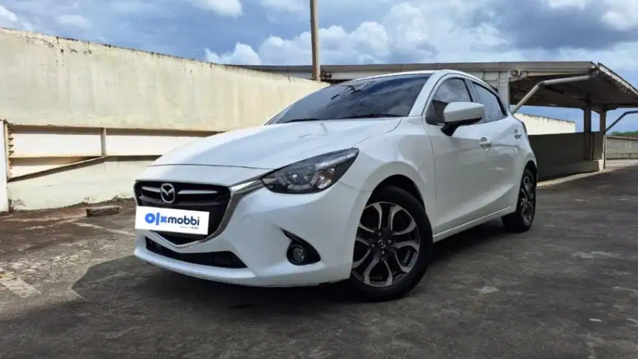 DP RENDAH Mazda 2 1.5 Skyactiv Bensin-AT 2016 TKY