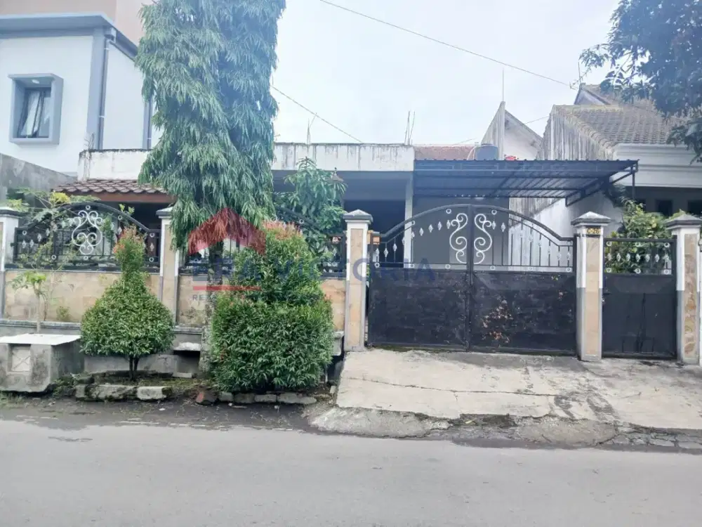 Rumah Kos Aktif 10 Kamar Tidur Karanglo Indah