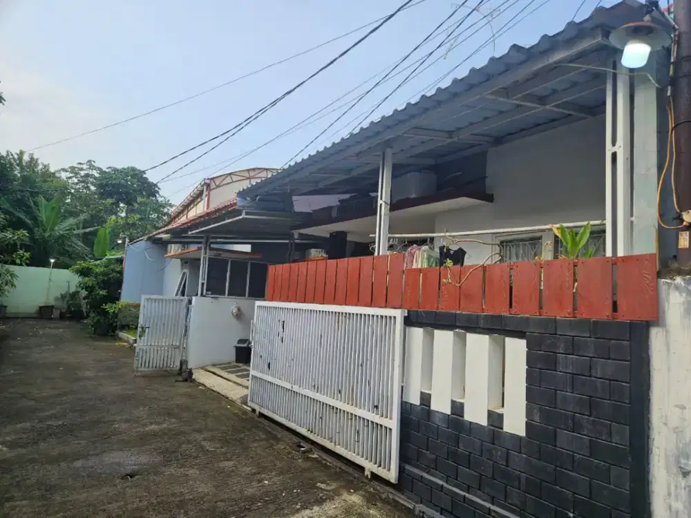 DIJUAL RUMAH SIAP HUNI DIJALAN JUANDA DEPOK