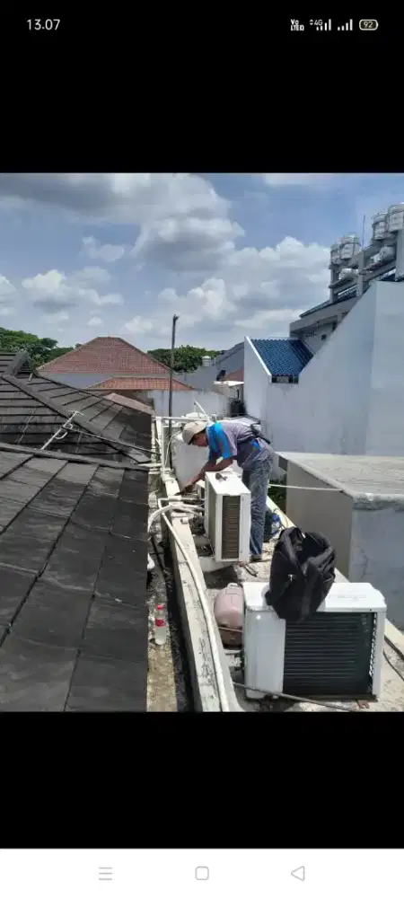 Jasa servis AC kulkas mesin cuci kompa air dll bergaransi resmi