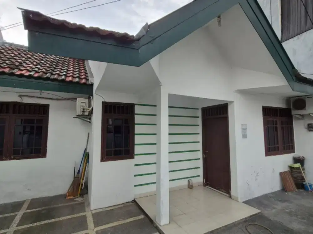 Rumah Taman Pondok Indah Wiyung