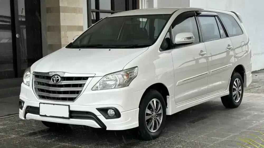 Toyota kijang Innova 2.0 AT G luxury 2015 AT Capt Seat