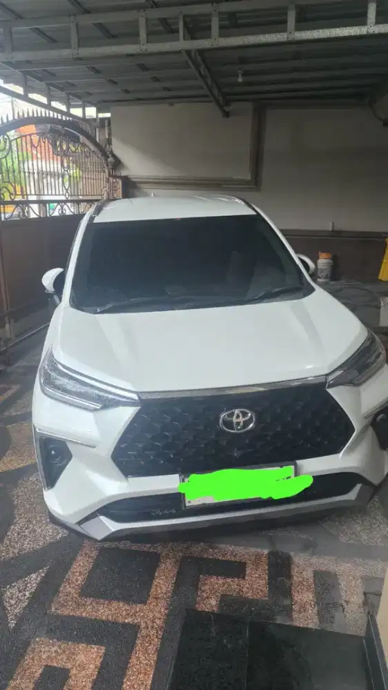 TOYOTA VELLOZ Q 1.5 CVT