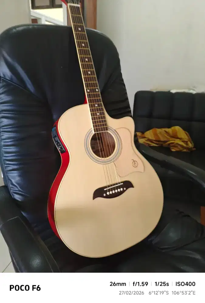 Gitar mandalika