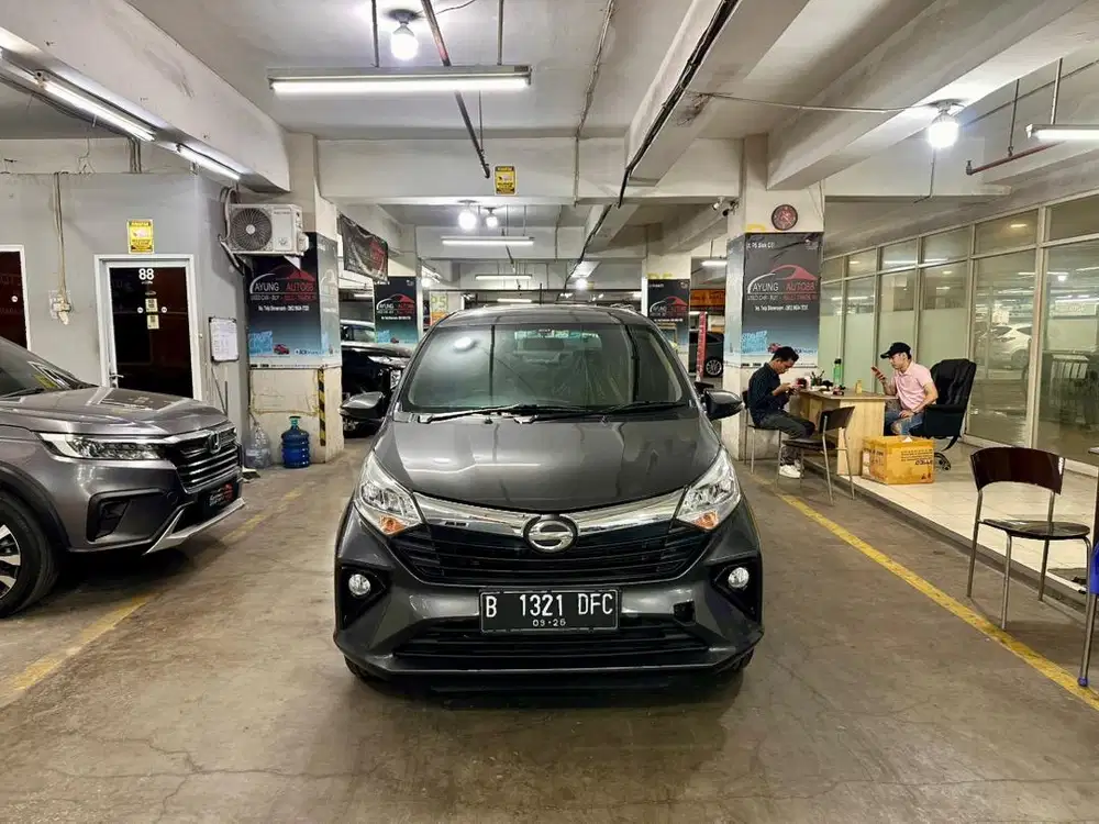 (KM 200 Perak) Daihatsu Sigra R AT 2021 / 2022 Matic calya