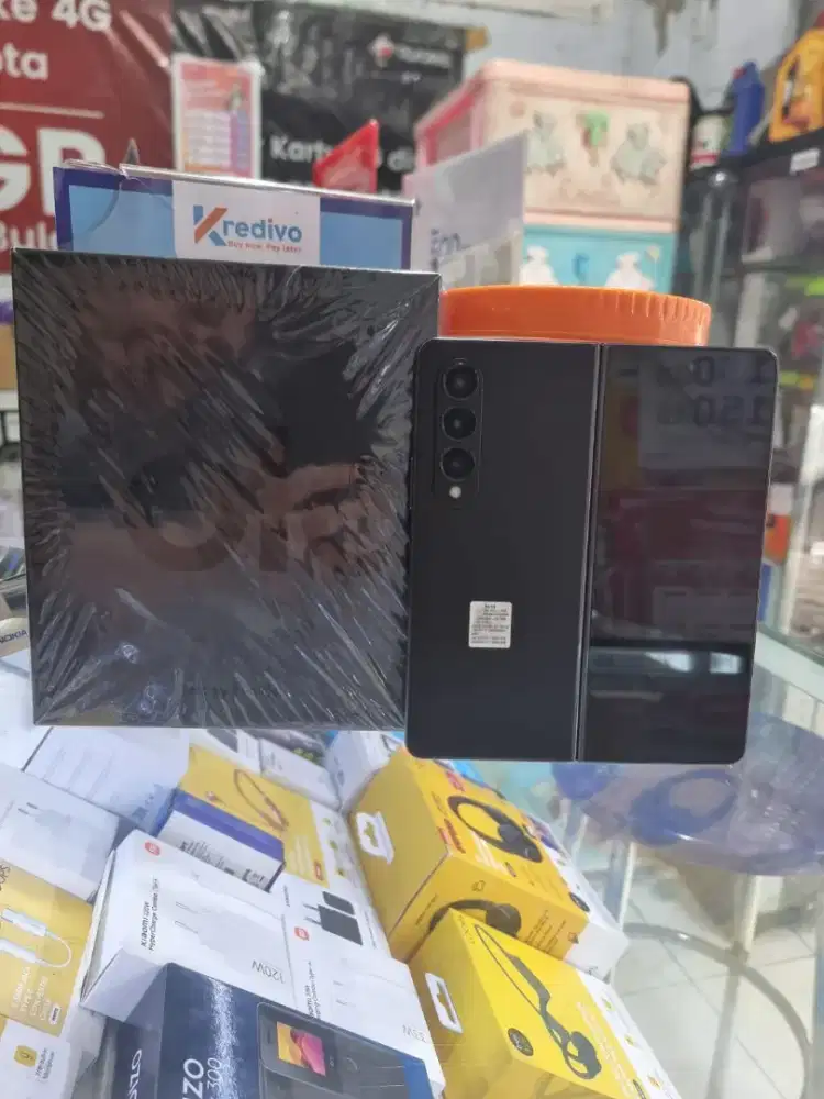 Samsung fold 4 ram 12+12/256gb lengkap