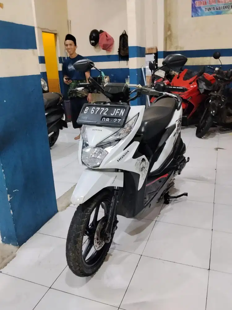 dijual cepat Honda beat street 2018