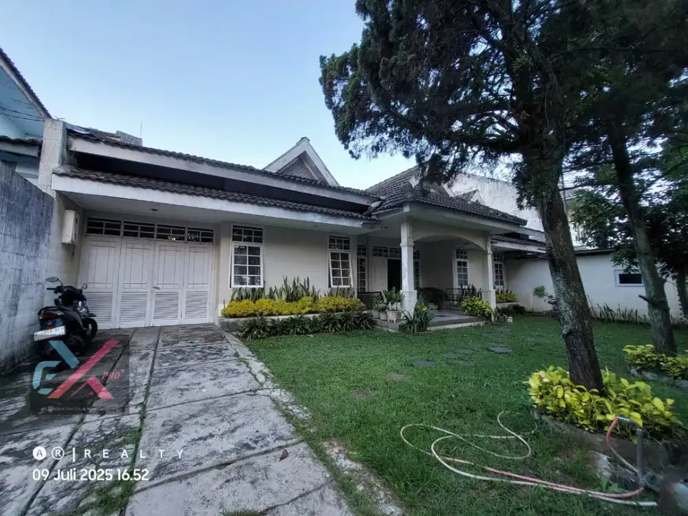 RUMAH MAINROAD DEKAT GRIYA ARCAMANIK ANTAPANI Lokasi Strategis Pusat Kuliner Bandung Timur