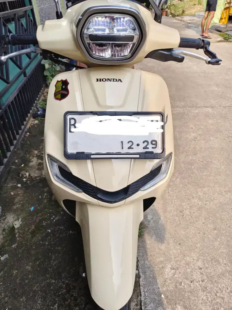 Honda Stylo 160 CBS