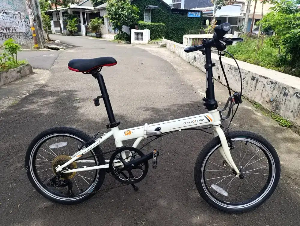 Sepeda lipat Dahon speed 8