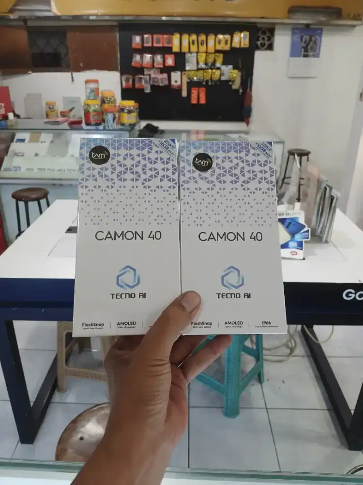 Fast respon WA Tecno Camon 40 8+8/256 Garansi resmi 13bln