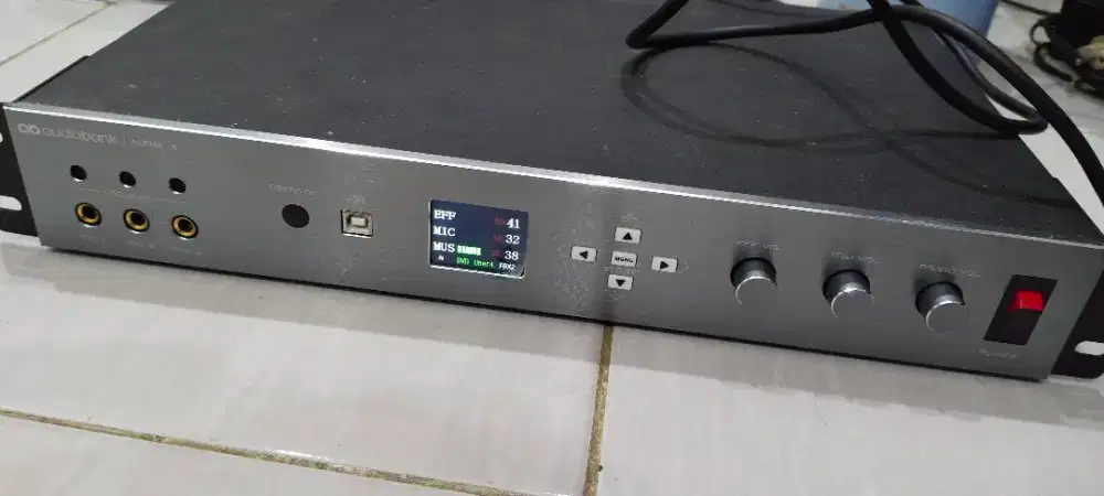 Power ampli karaoke audiobank alpha x