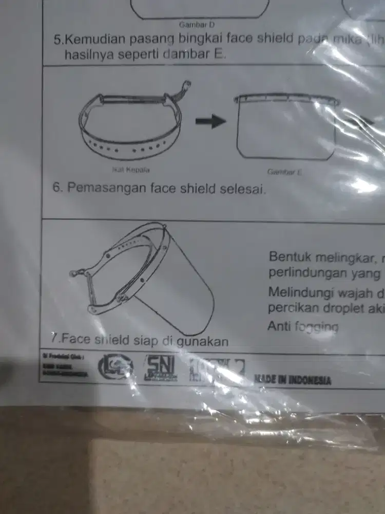 Tutup wajah saat wabah corona