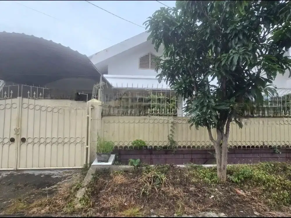 MURAHHH Rumah Dharmahusada Indah STRATEGIS