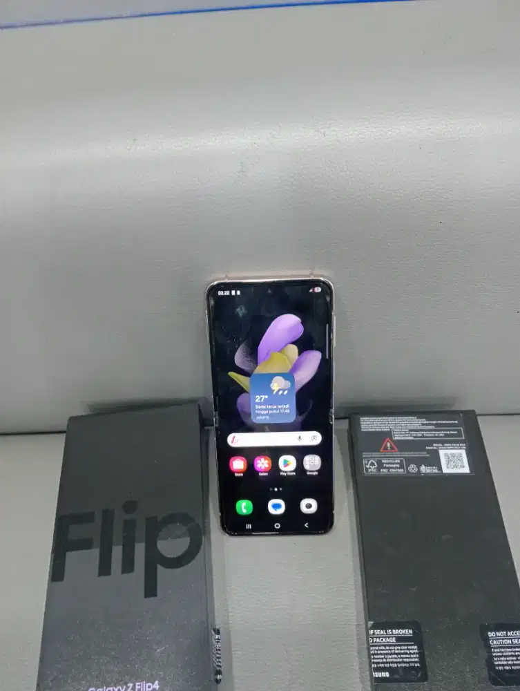 Samsung zflip 4 RAM 8/256GB resmi