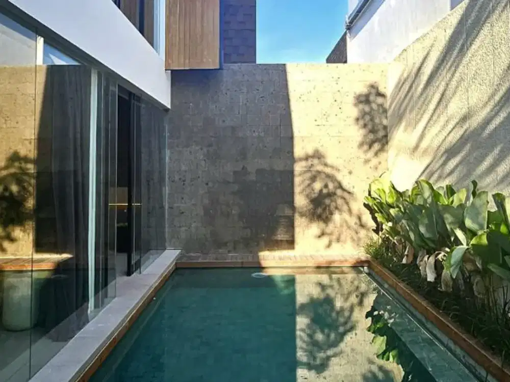 NEW MODERN LUXURY 3 BRs VILLA DI KEMENUH UBUD GIANYAR