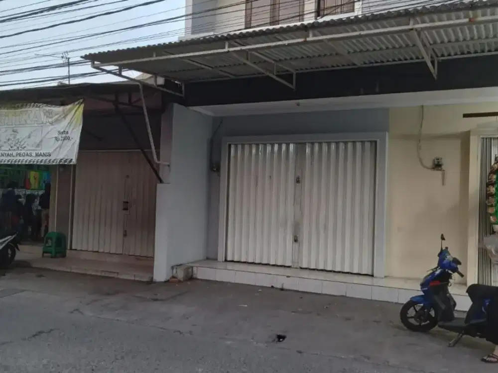 Ruko 2 Lantai di daerah Pejuang dekat Harapan Indah Bekasi