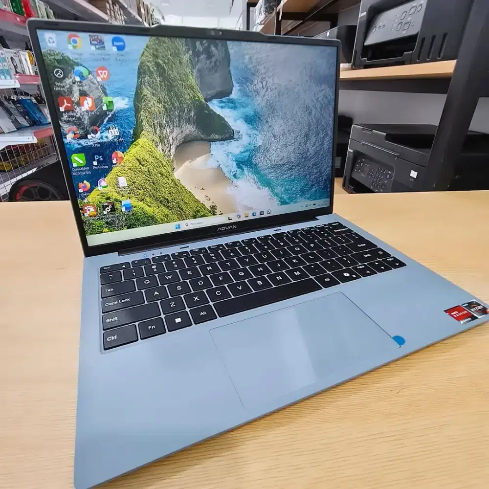 Advan Gaming Workmate Ryzen 5 Ram 8GB ssd 256GB Vega 8 pakaian 1bln an