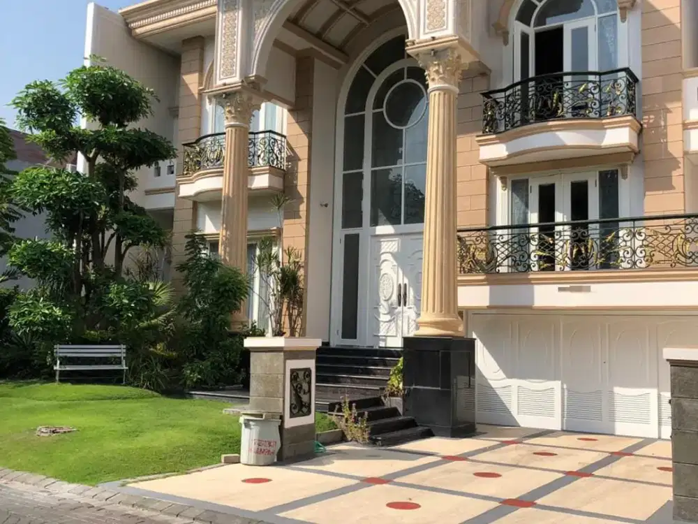 Ciamik Lantai Marmer Rumah Villa Bukit Regency Pakuwon Indah