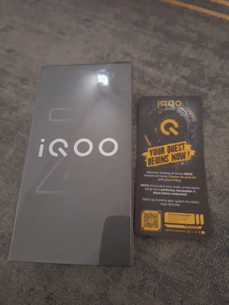 IQOO Z10R 8/128 HITAM NEW SEGEL