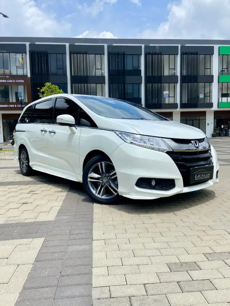 Odyssey 2.4 E Prestige, MPV MEWAH SIAP DIBAWA PULANG DENGAN DP 29JT !!