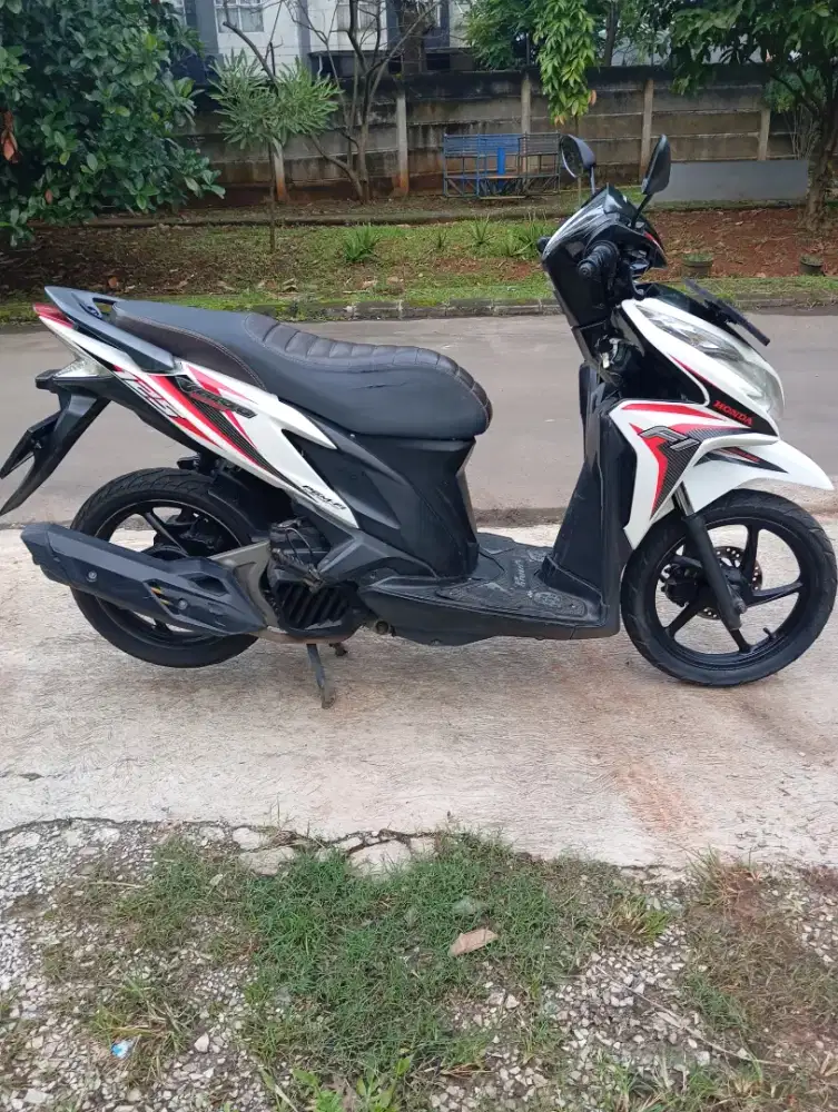 Honda Vario 125 KSR 2014 fulori mulus pajak panjang mesin jos