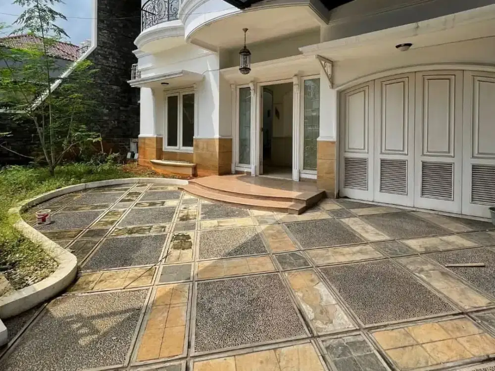 Rumah Bagus Simprug Dekat Senayan