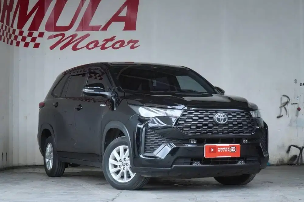 TOYOTA ZENIX G HYBRID A/T 2024 HITAM