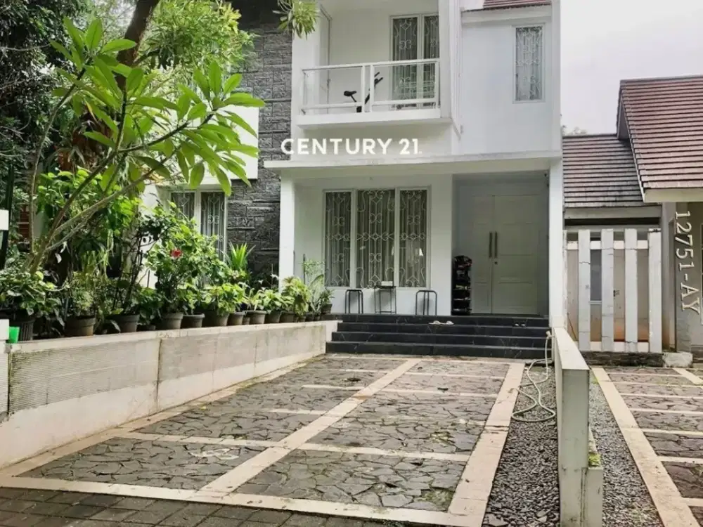 Dijual Rumah Nyaman  Asri Strategis Di JakSel Dekat Toll Desari