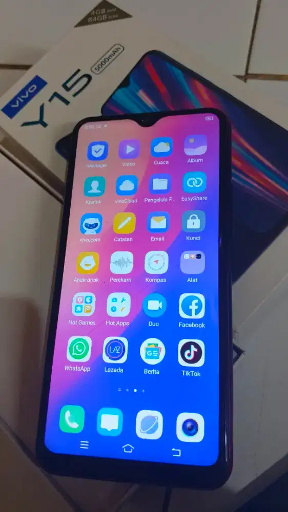 Vivo Y15 bekas normal ada minus dikit