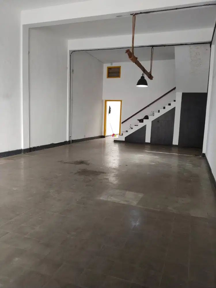 Ruko Langka di Pusat Kota Asia Afrika Bandung Strategis Mainroad