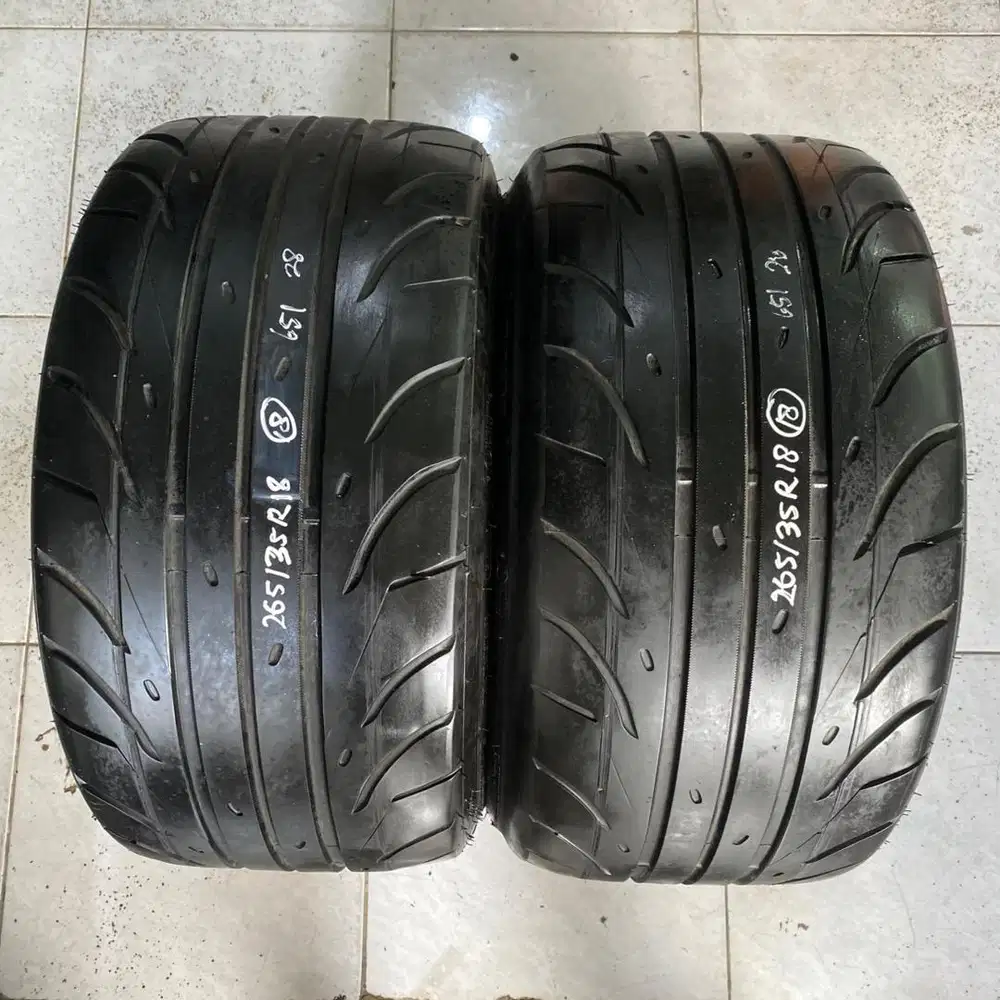 Ring 18 265 35 Accelera 651 Ban R18 SX2 GT Radial Bridgestone Potenza