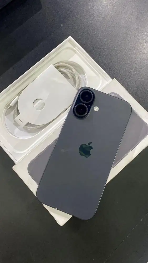 Second Iphone 16 128 GB Resmi