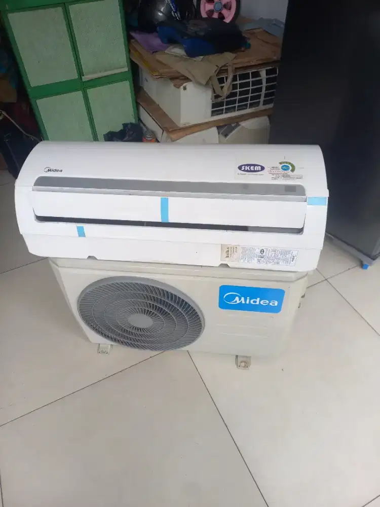 Jual ac 1pk medea r410 bjas oindahn ac msih ori smua