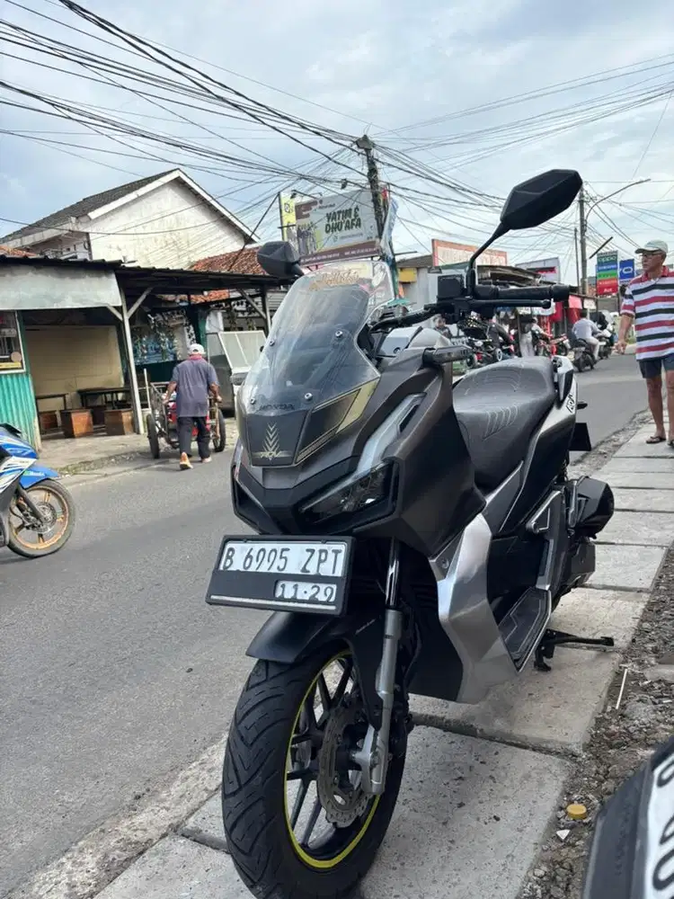 HONDA ADV 150 ISTIMEWA