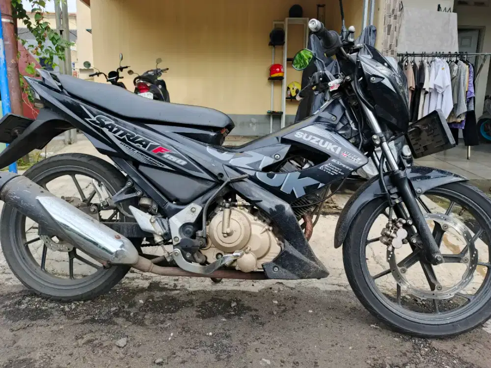MOTOR SATRIA FU 150CC TAHUN 2015, SS LENGKAP, PAJAK HIDUP