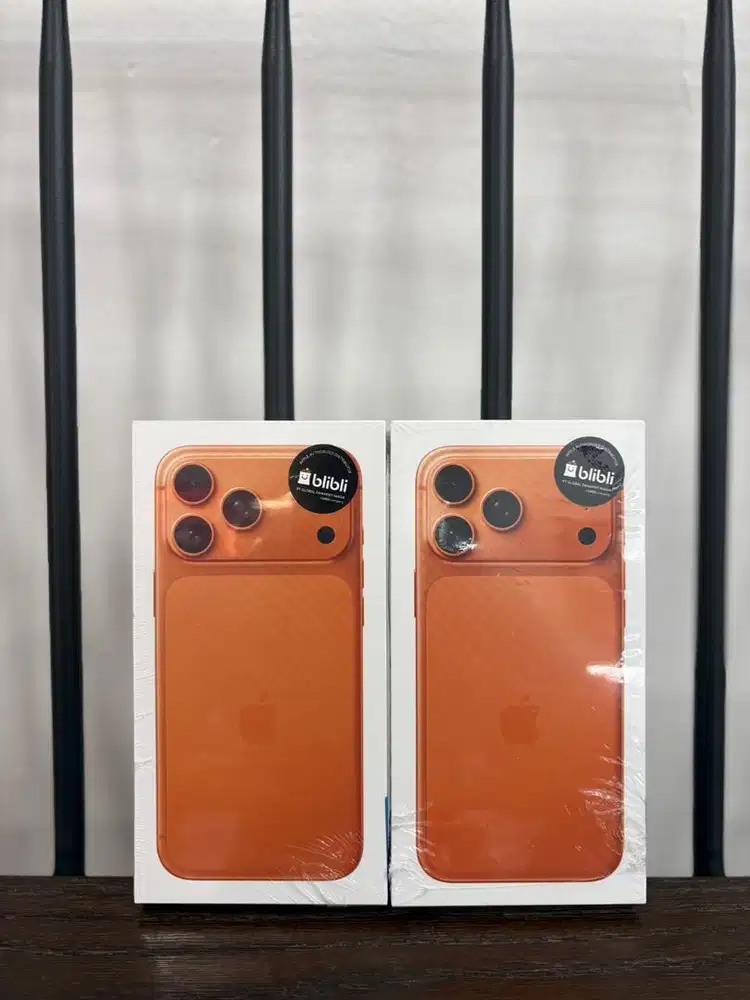 NEW! iPhone 17 ProMax 256GB - Cosmic Orange