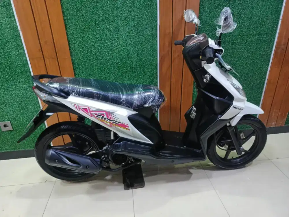 UD ENY MOTOR - Honda Beat karbu thn 2011