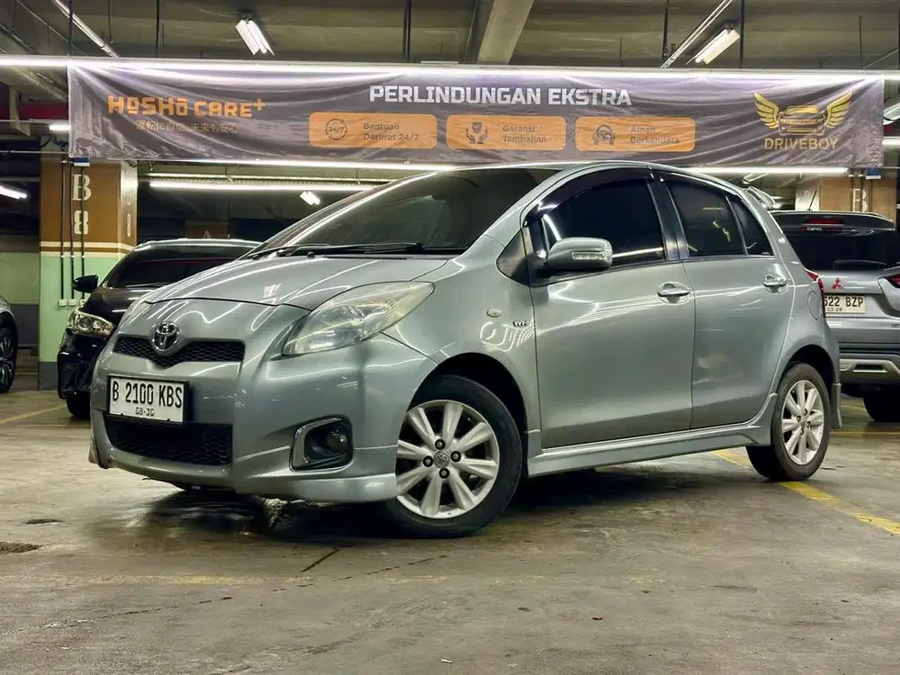 YARIS 1.5 E AT 2012 ( SILVER)